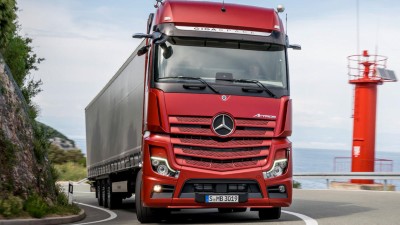 Schwere Lkw | Mercedes-Benz präsentiert den neuen schweren Lkw Actros |  springerprofessional.de