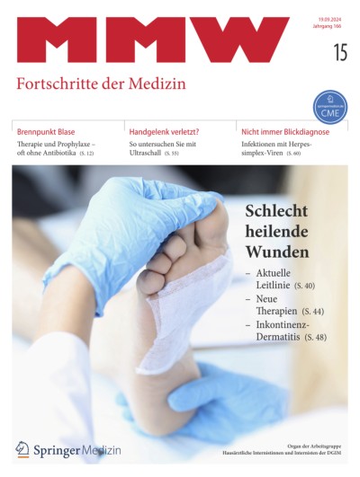Die Hand und das Handgelenk untersuchen