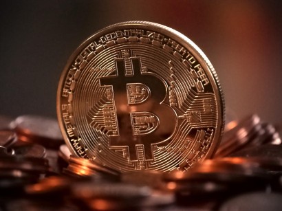 Zahlungsverkehr Bitcoin Und Ethereum Am Postschalter - 