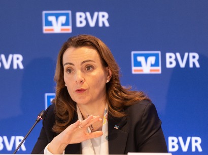 Bankstrategie Genossenschaftsbanken Gehen Digitalen Weg Weiter Springerprofessional De