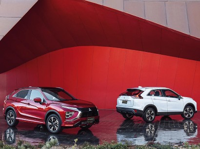 Plug In Hybrid Mitsubishi Presents New Eclipse Cross Plug In Hybrid Model Springerprofessional De