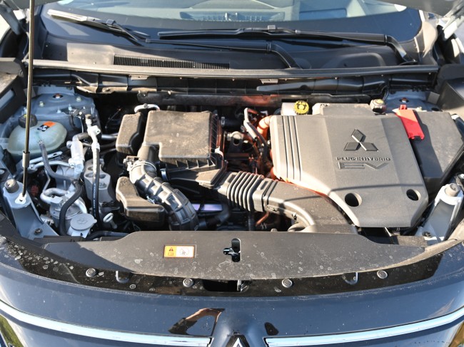 Mitsubishi Outlander PHEV