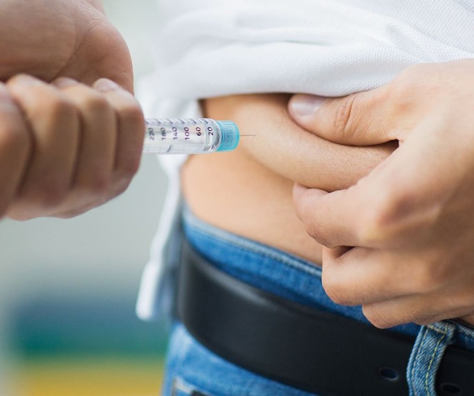 Schuppige Plaques nach Insulininjektion | SpringerLink