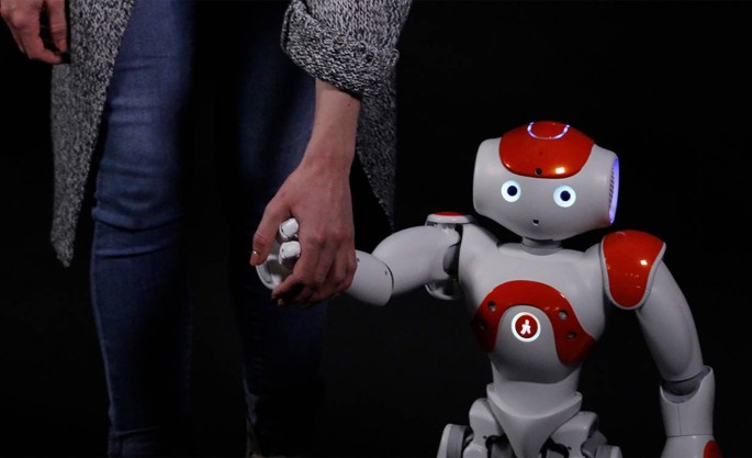Soziale Roboter – Einführung und Potenziale für Pflege und Gesundheit |  SpringerLink