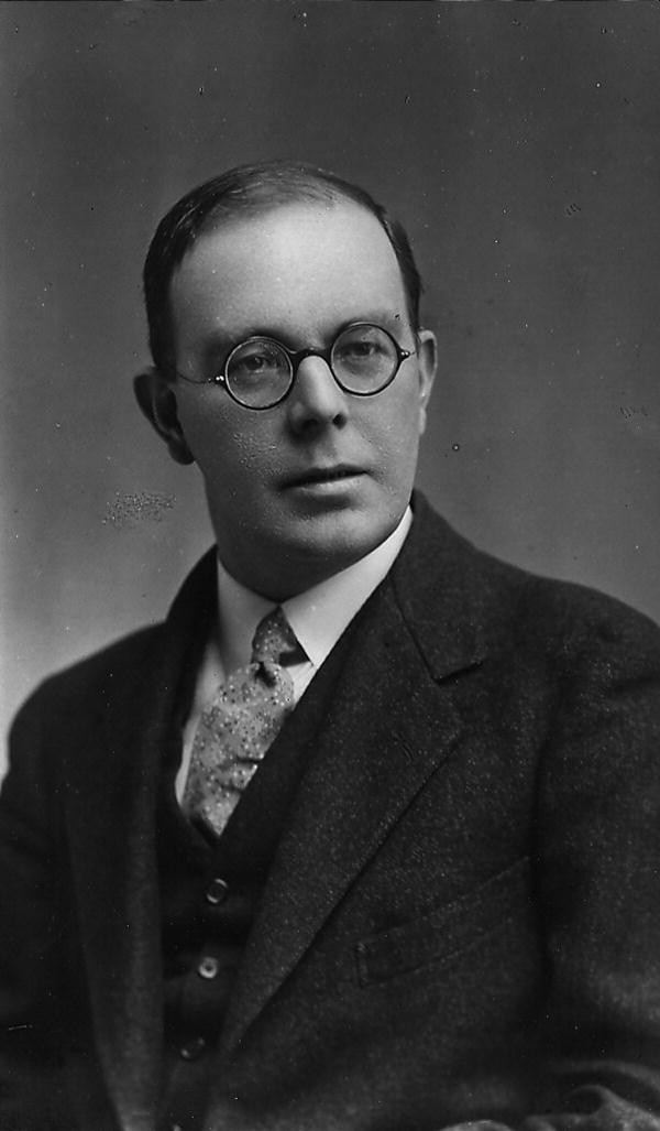 A photograph of sir Cyril Burt.