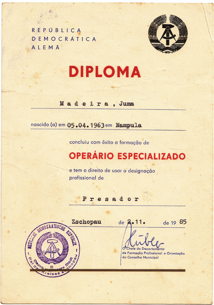 A diploma certificate of Fresador in foreign language.