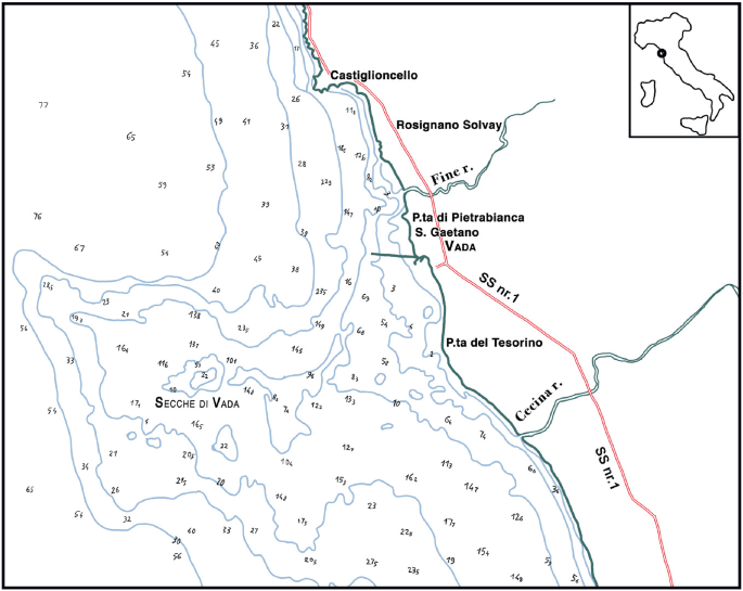 A map illustrates the region of the coastal strip centered on the Vada region. The indicated regions are Castiglioncello, Rosignano Solvay, S. Gaetano, and Cecina r among others. Swirling contours are drawn around Secche di Vada.