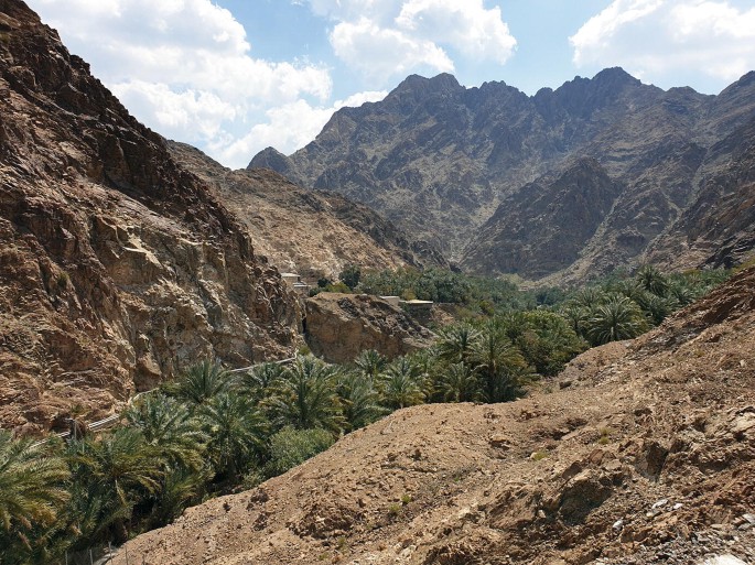 A photo of mountains in Wadi Shees.