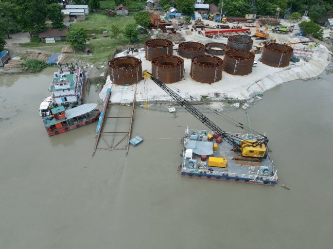 Innovative Approach to Well Foundation Construction in Deep and Dynamic ...