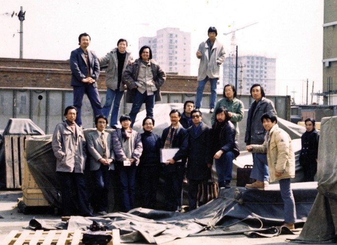 in the streets of Tianjin / chicken underwear, 5 artists relocated / china  2007