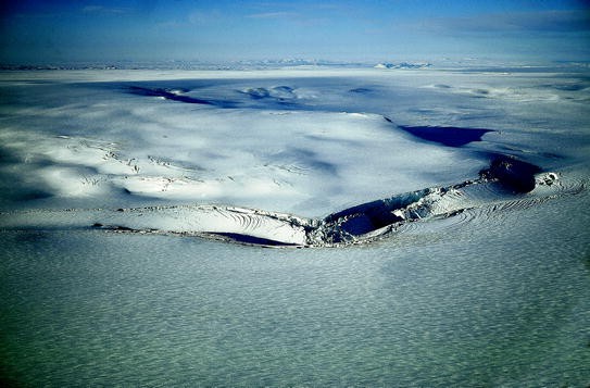 Nordic Legend Arctic Blaze 3 man Ice Shelter