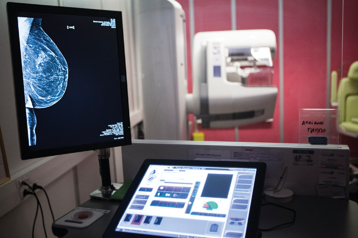 From algorithms to patient outcomes — lessons from one of the first  randomized trials of AI in medicine | Nature Medicine (via www.nature.com)