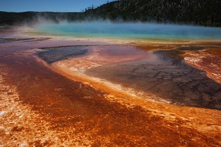 Yellowstone Park - Credit: "Jurvetson" via Flickr, under a CC-BY license.