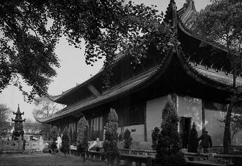 Jia yu guan ya long wan chalet china