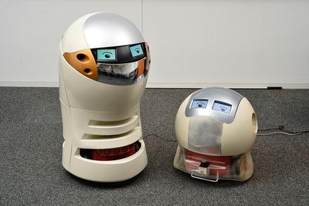 Manzai Robots Entertainment Robots As Passive Media Based On Autocreated Manzai Scripts From Web News Articles Springerlink Manzai Robots Entertainment Robots As Passive Media Based On Autocreated Manzai Scripts From Web News Articles Springerlink