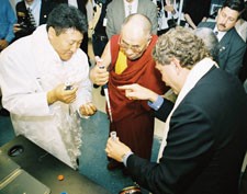 Dna Lab Welcomes Dalai Lama To Tibetan Science Community Nature Dna Lab Welcomes Dalai Lama To Tibetan Science Community Nature