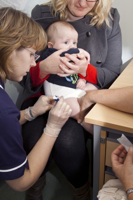 Five-in-one vaccine carries small risk of seizure
