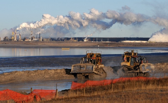 Canadian oil sands: defusing the carbon bomb