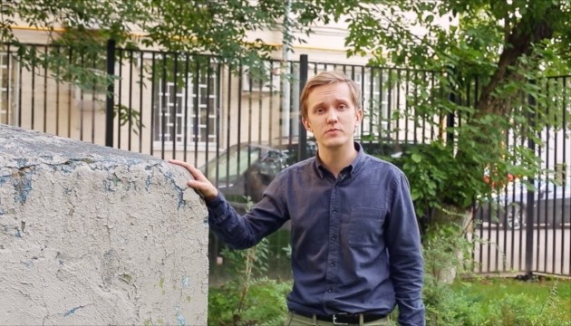 Moscow monument proposed to immortalize peer review