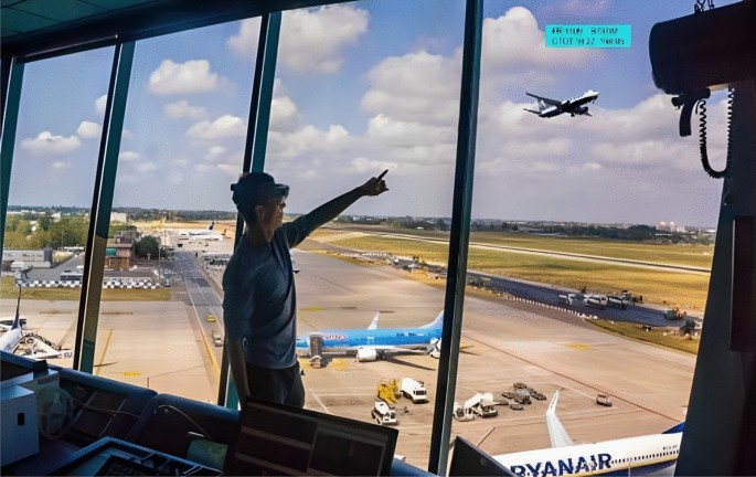 Virtual and Augmented Reality in Airport Control Towers