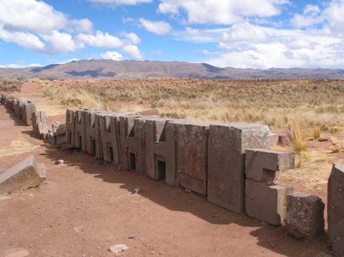 Reconstructing ancient architecture at Tiwanaku, Bolivia: the potential and  promise of 3D printing | Heritage Science | Full Text