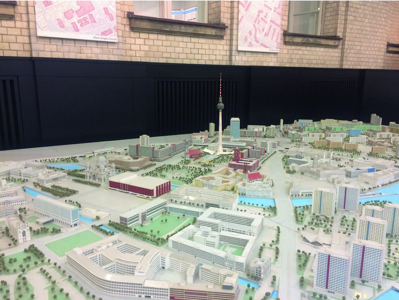 The Cultural Landscape Of The Berliner Republic Undoing The