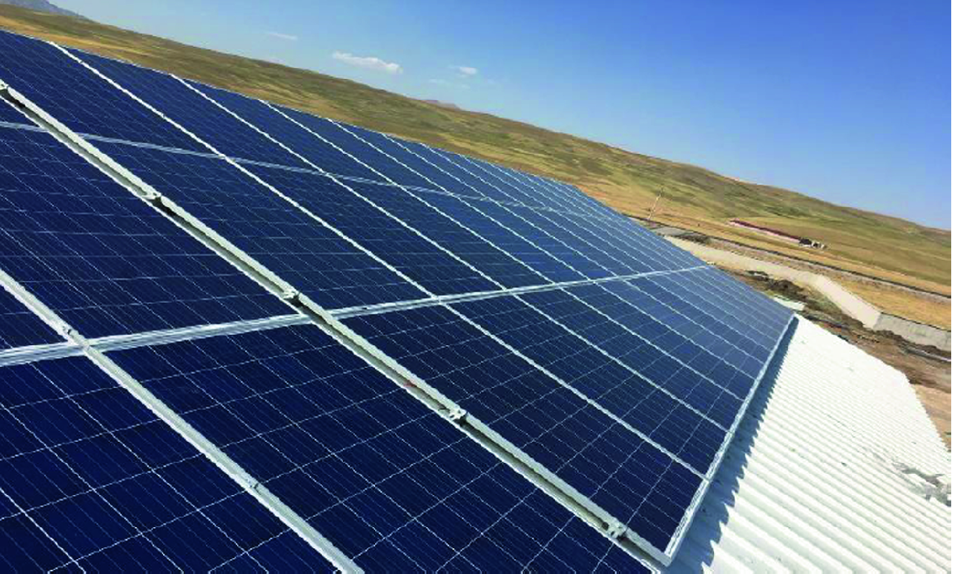 Forecasting Power Output Of Photovoltaic Systems Based On Weather Classification And Support Vector Machines Semantic Scholar