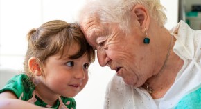 연구·데이터 기반 기사 예시 이미지