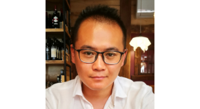 Wei Li's headshot
