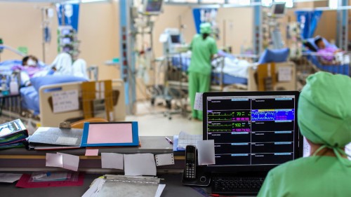 Artificial Intelligence in Emergency and Critical Care Medicine