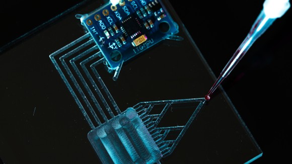 lab-on-a-chip integration device 