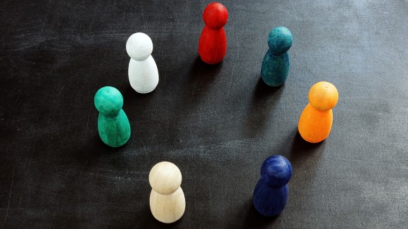 Colourful figures as a concept of diversity