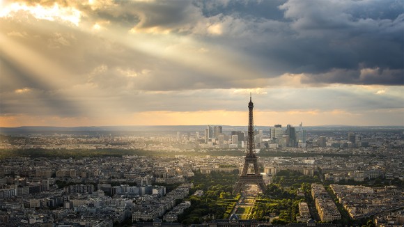 the French skyline with the Eiffel tower in the centre 
