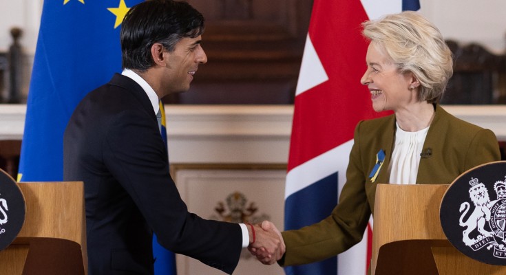 UK Prime Minister Rishi Sunak and EU Commission President Ursula von der Leyen shake hands at a press conference