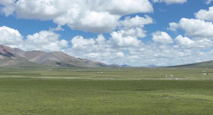 View on the Tibetan Plateau
